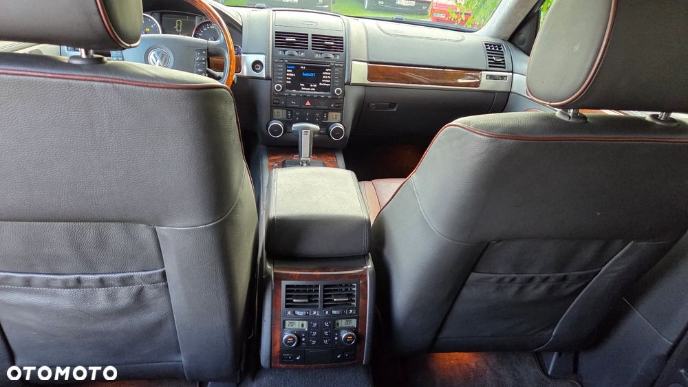 Volkswagen Touareg 5.0 V10 TDI DPF Automatik Individual - 29