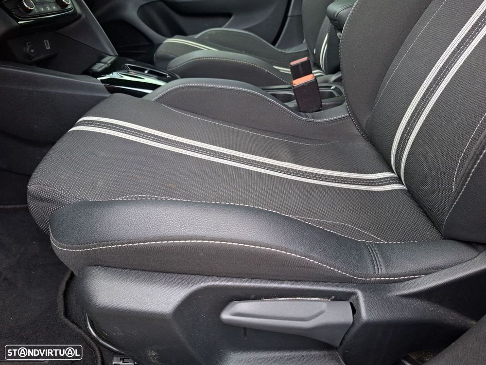 Opel Corsa 1.2 T Hybrid EdCT - 26