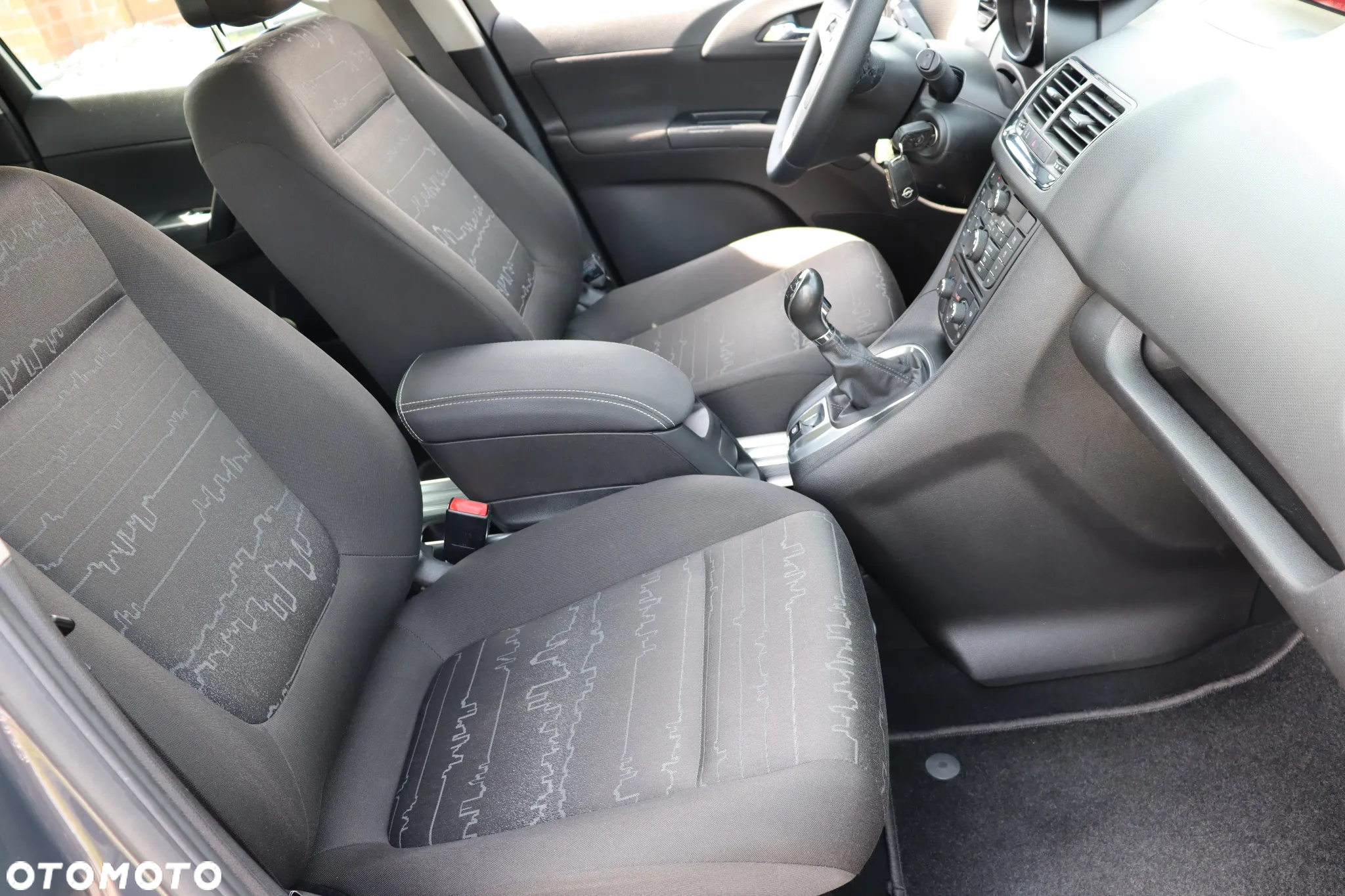 Opel Meriva 1.4 Active - 11