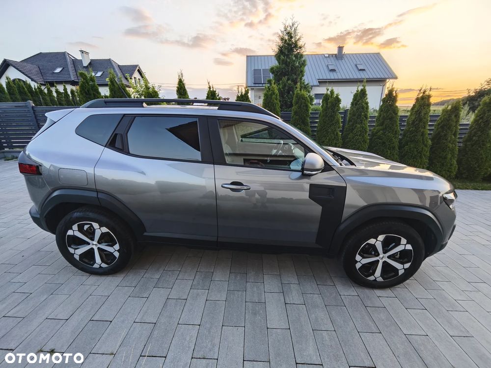 Dacia Duster 1.6 Full Hybrid 140 Journey MMT - 23