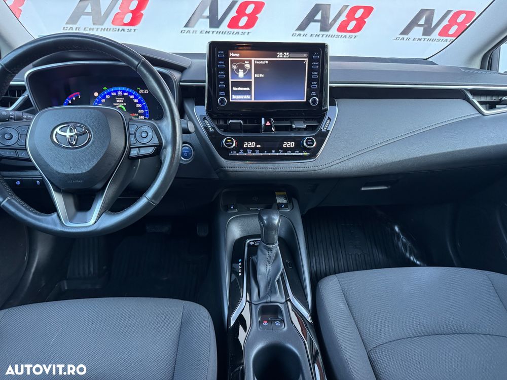 Toyota Corolla 1.8 HSD Dynamic - 18