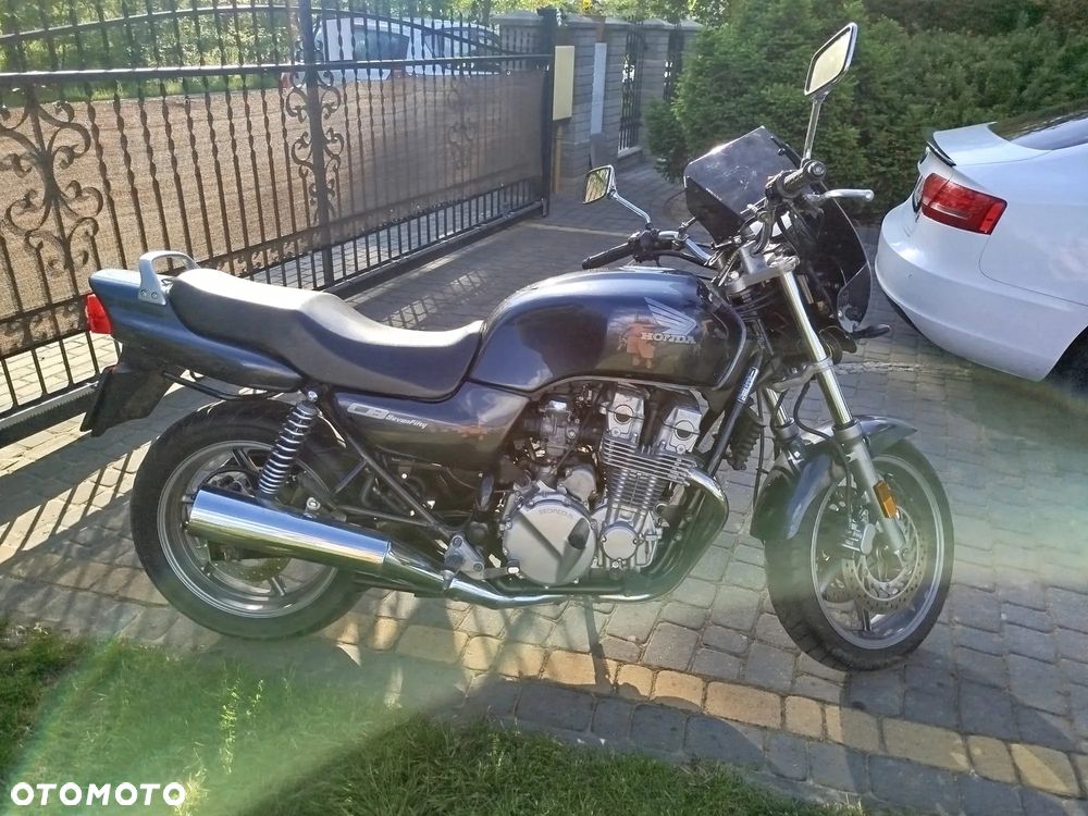 Honda CB - 7