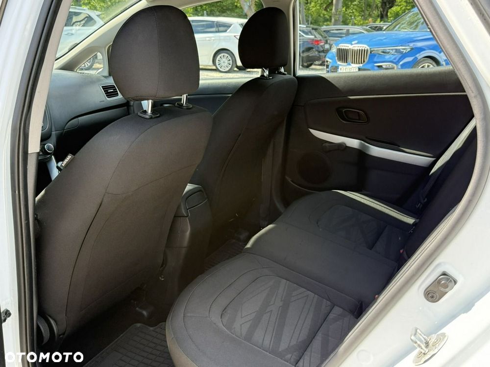 Kia Ceed 1.4 M - 13