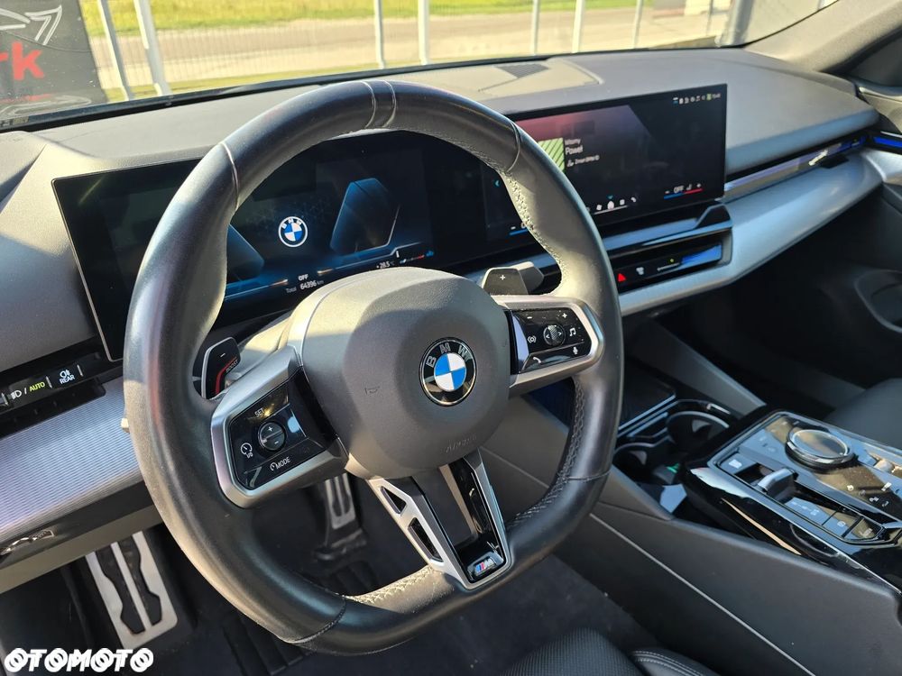 BMW Seria 5 - 28