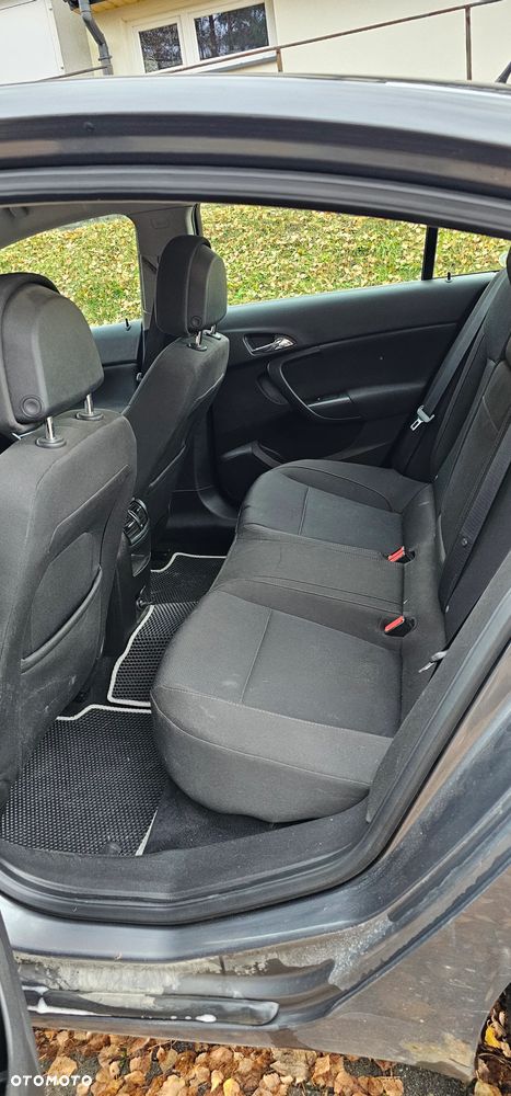 Opel Insignia - 8