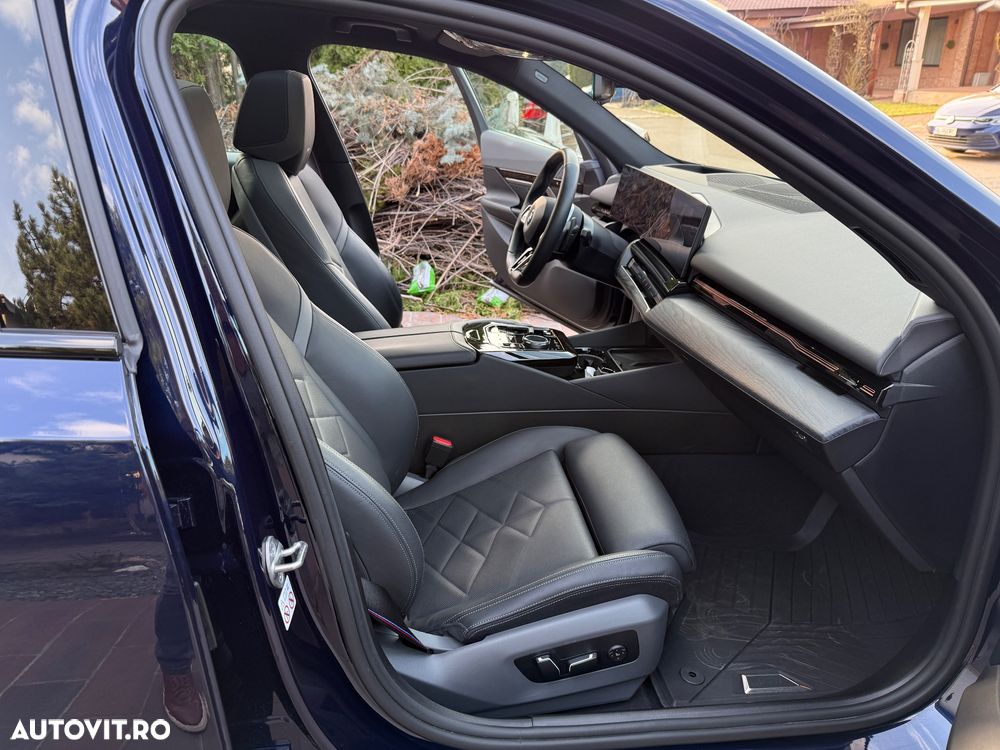 BMW Seria 5 520d xDrive AT MHEV - 9