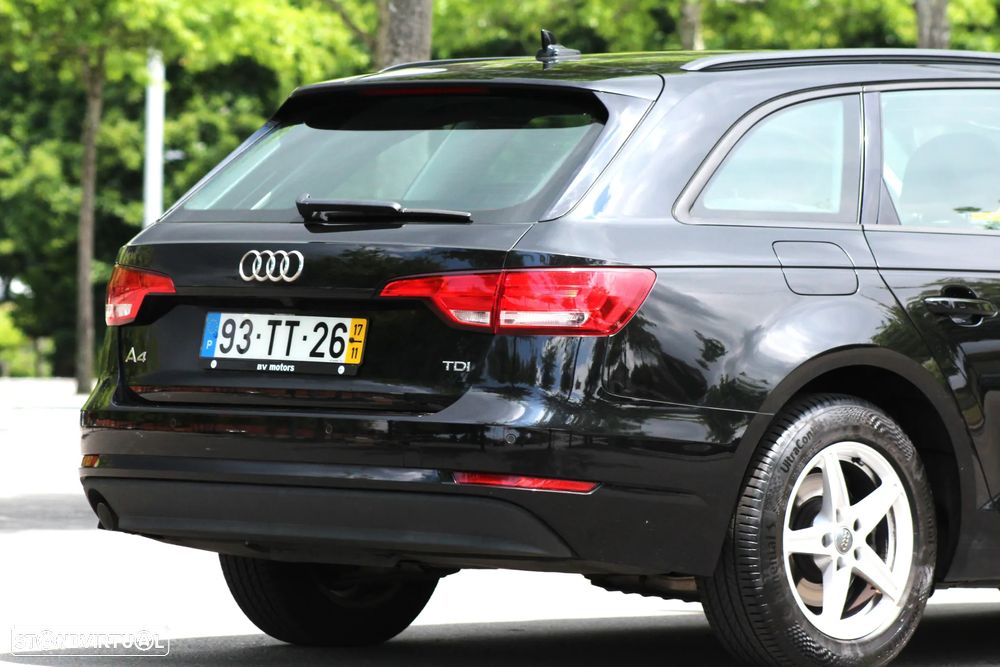 Audi A4 Avant 2.0 TDI Advance S tronic - 12