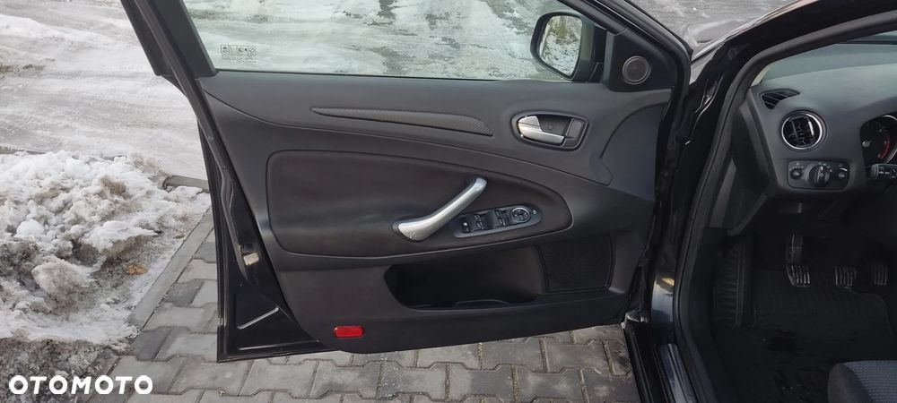 Ford Mondeo 2.0 TDCi Viva Trend - 21