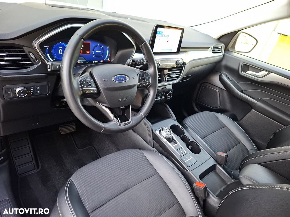 Ford Kuga 2.0 EcoBlue 4x4 Aut. TITANIUM X - 3