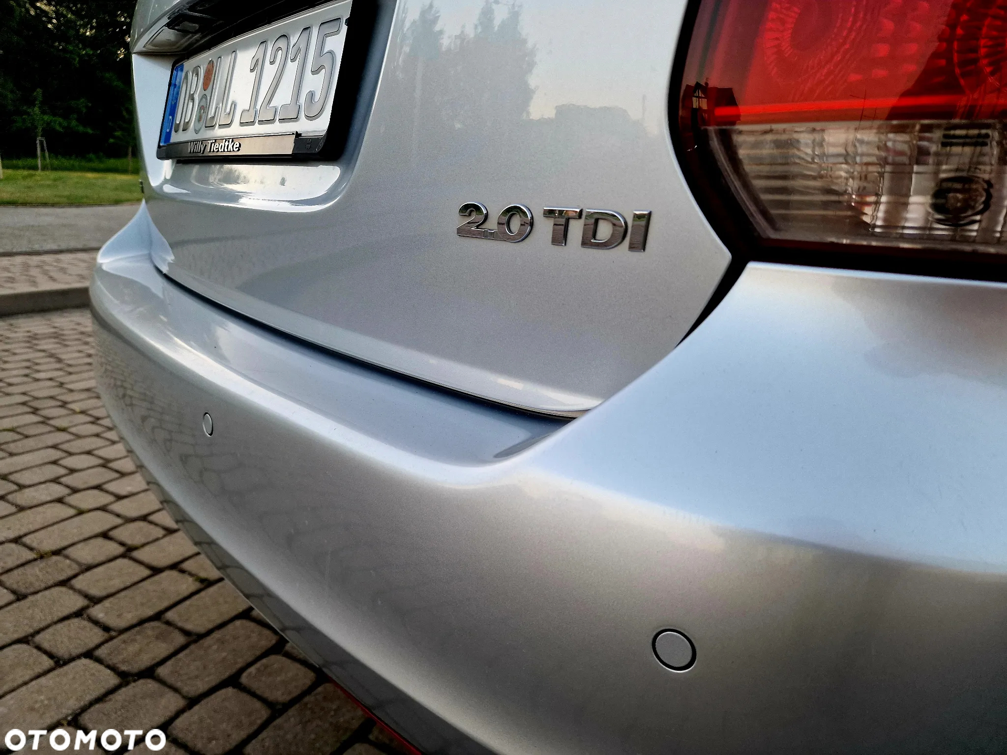 Volkswagen Golf 2.0 TDI DPF Highline - 7