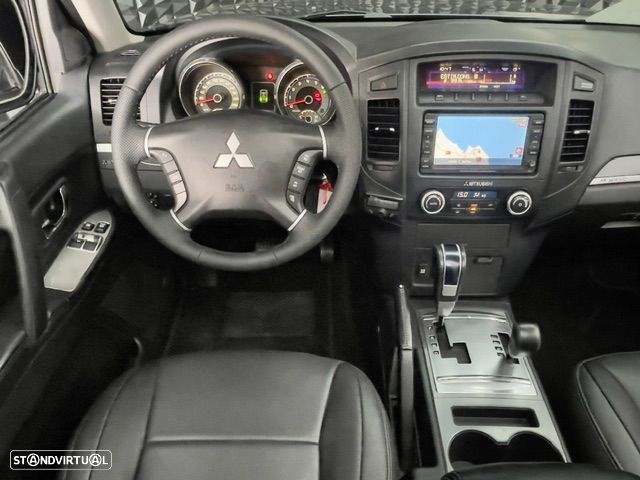 Mitsubishi Pajero 3.2 DI-D Instyle CA FPF - 3