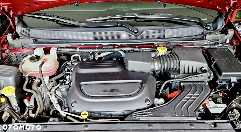 Chrysler Pacifica - 23