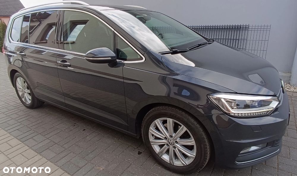 Volkswagen Touran - 5