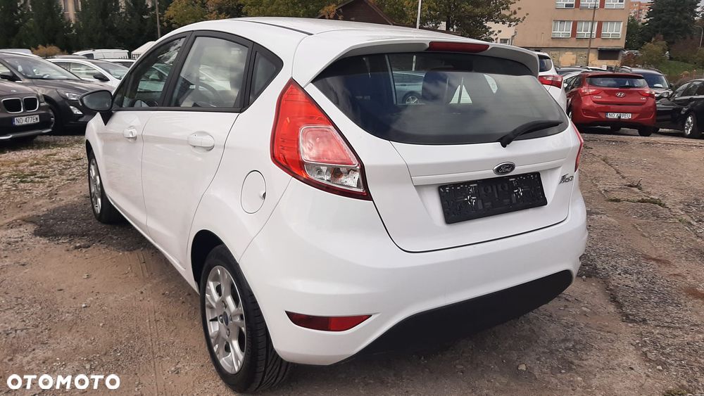 Ford Fiesta 1.25 Celebration - 3