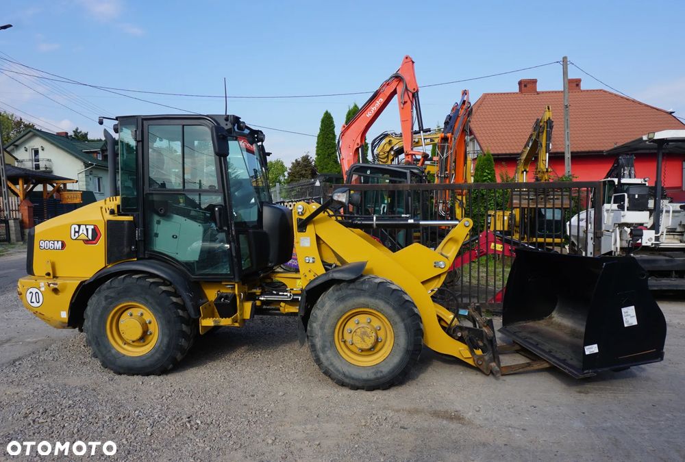 Caterpillar CAT 906 M - 3