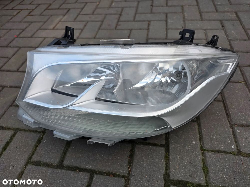Lampa REFLEKTOR Mercedes SPRINTER W907 Europa LEWA - 1