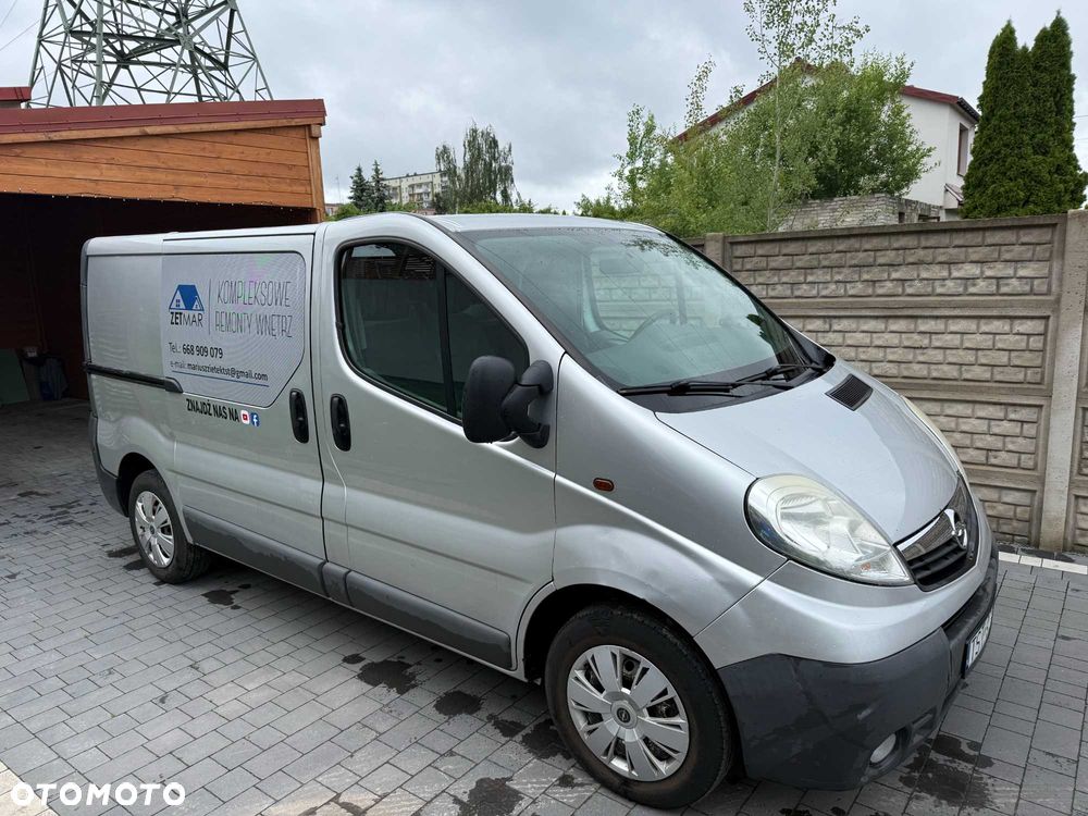 Opel Vivaro - 1
