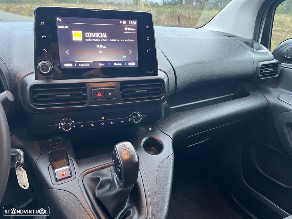 Opel Combo CDTI - 22