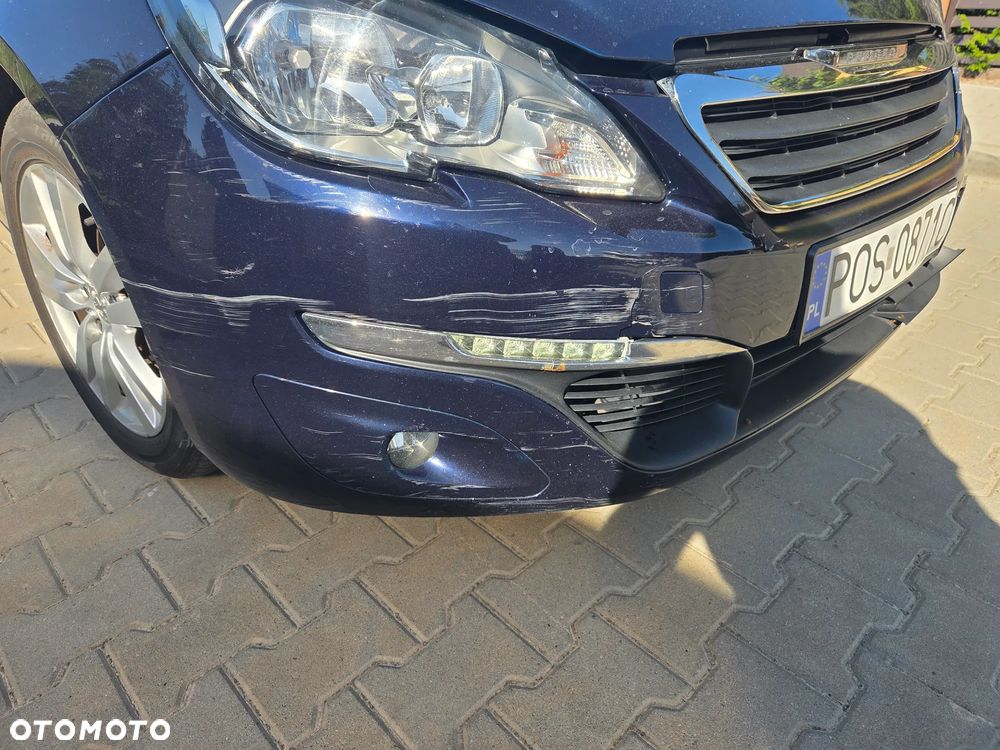 Peugeot 308 - 8