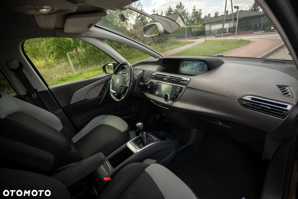 Citroën C4 Grand Picasso 1.6 e-HDi Exclusive - 17