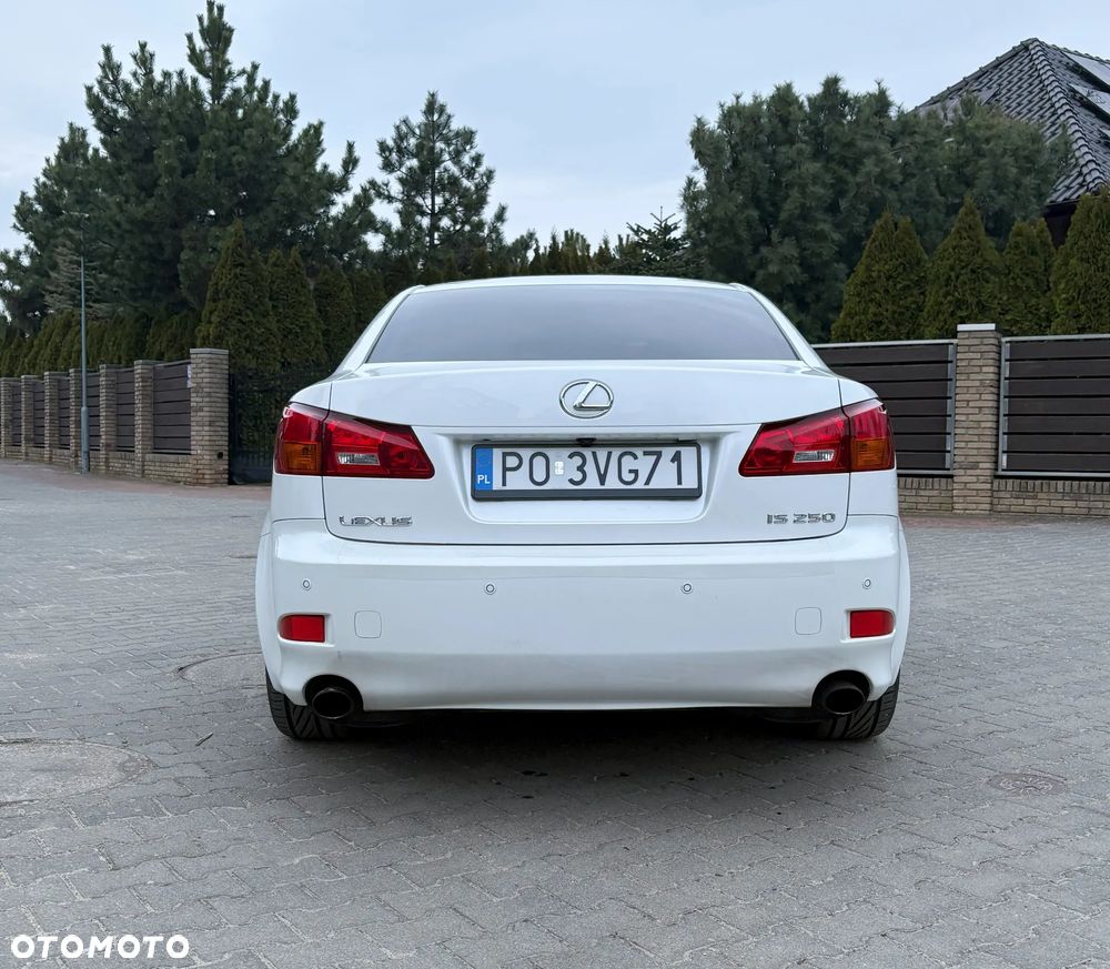 Lexus IS 250 Luxury Line - 8