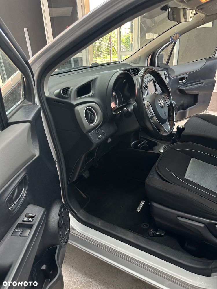 Toyota Yaris 1.0 Active - 23