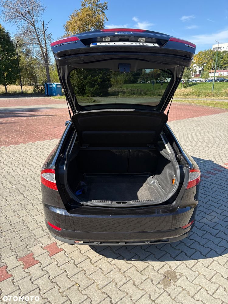 Ford Mondeo - 10