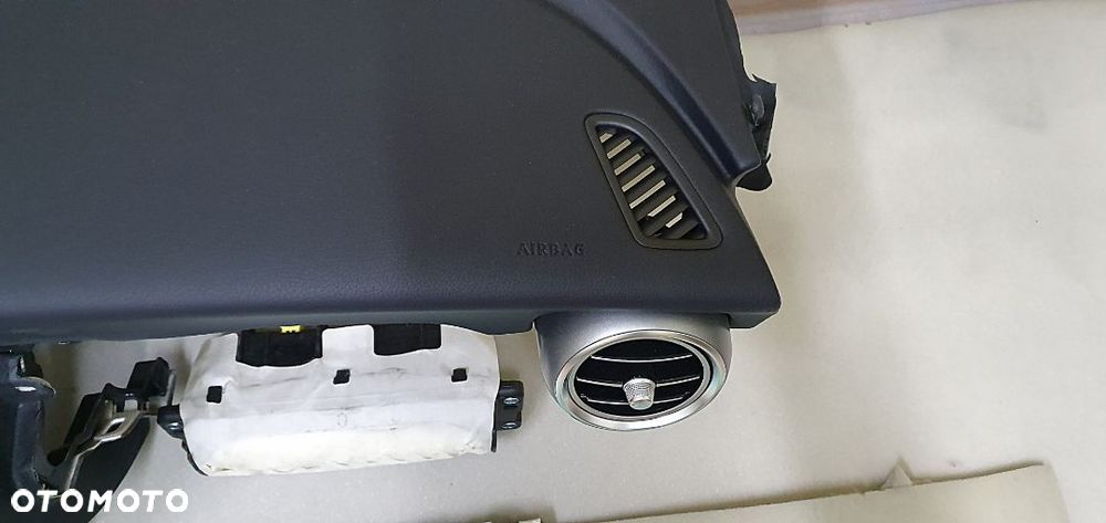 MERCEDES W205 C DESKA KONSOLA KOKPIT AIRBAG PASY - 3