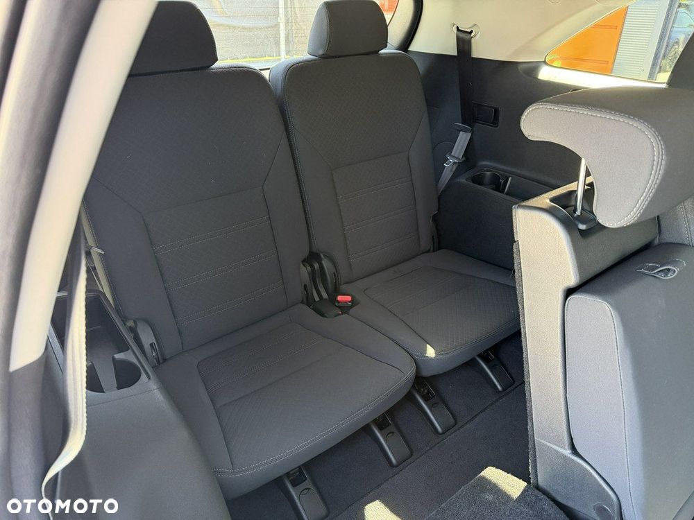 Kia Sorento - 28