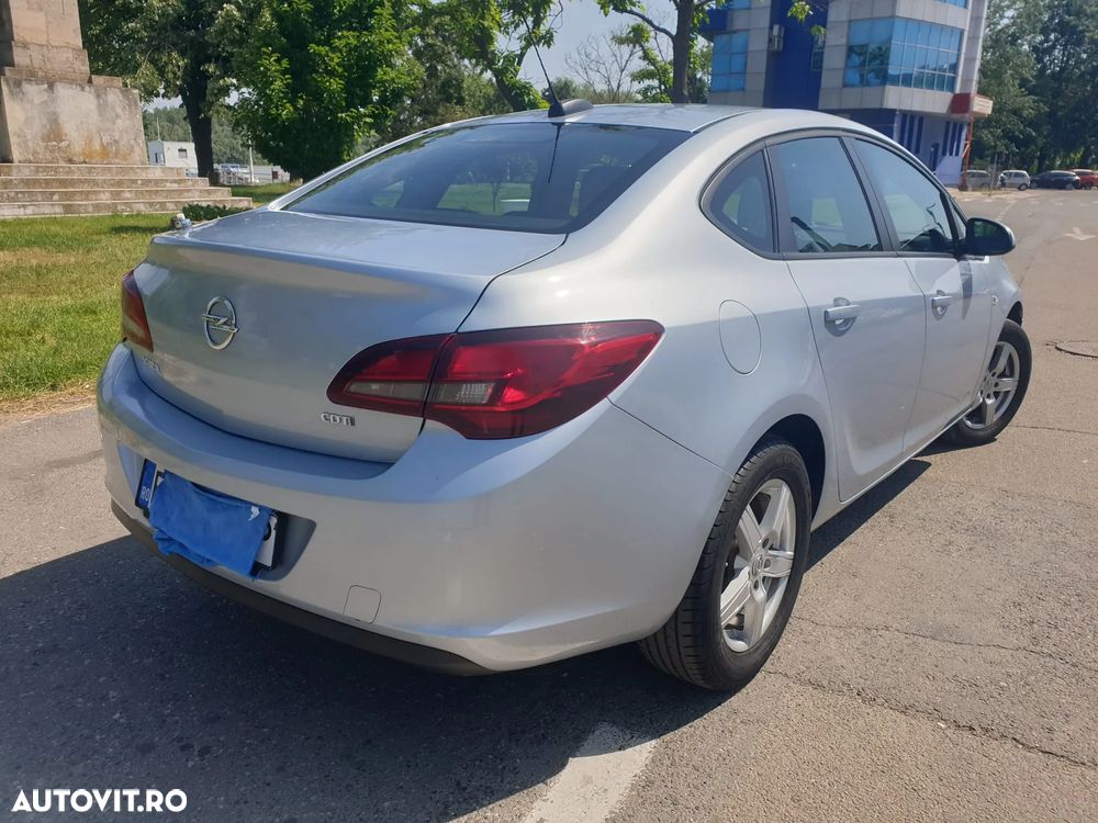 Opel Astra 1.6 CDTI Start/Stop Drive - 9