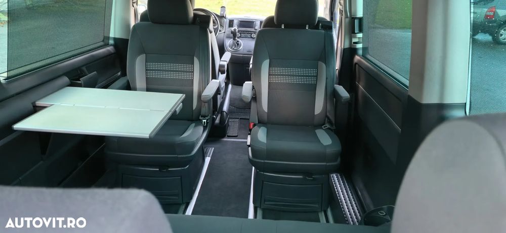 Volkswagen Multivan - 14