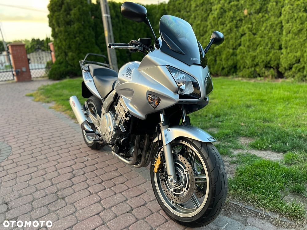 Honda CBF - 27