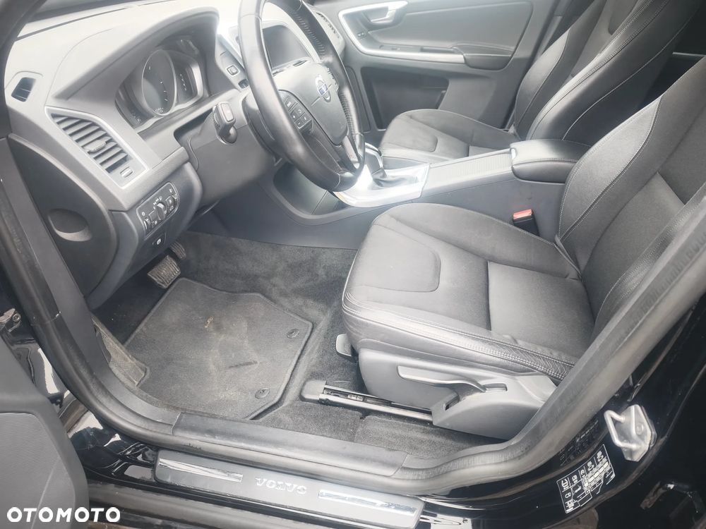 Volvo XC 60 D3 Geartronic Kinetic - 5