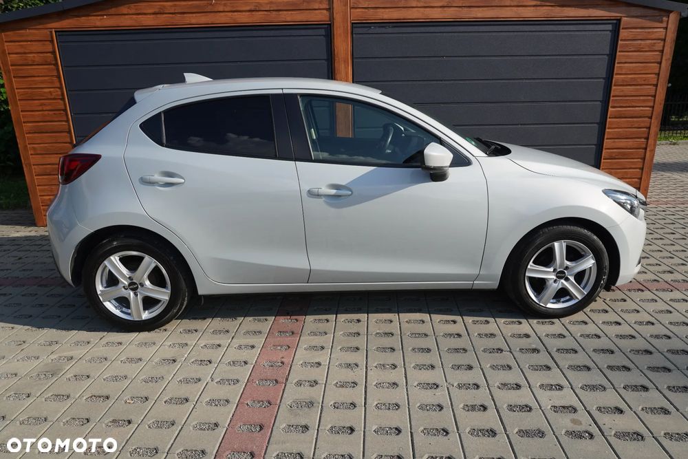 Mazda 2 SKYACTIV-G 90 Homura - 4