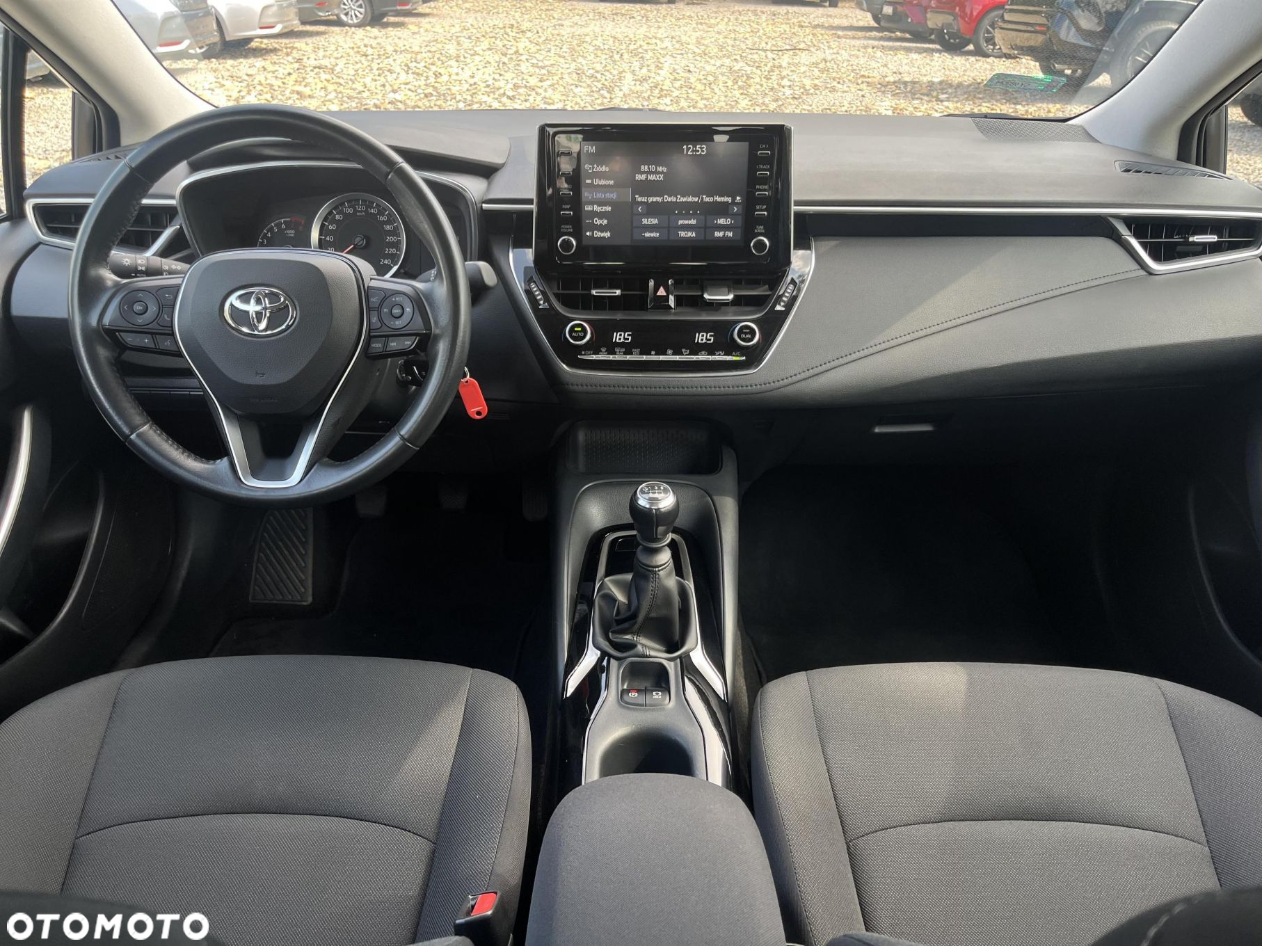 Toyota Corolla - 17