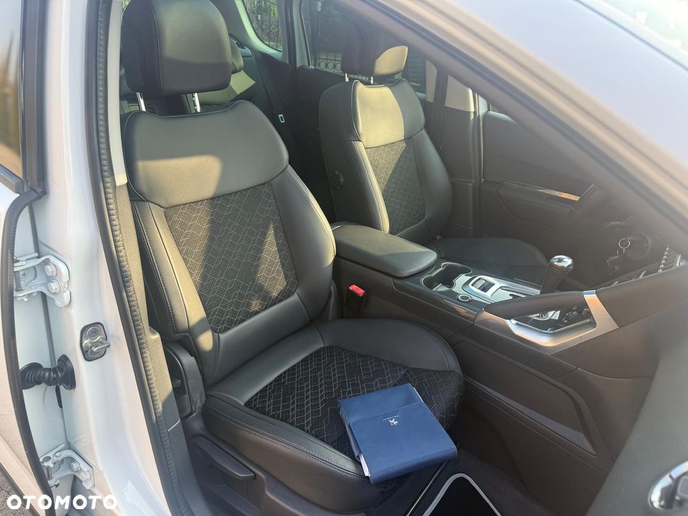 Peugeot 3008 THP 165 EAT6 Stop & Start Allure - 6