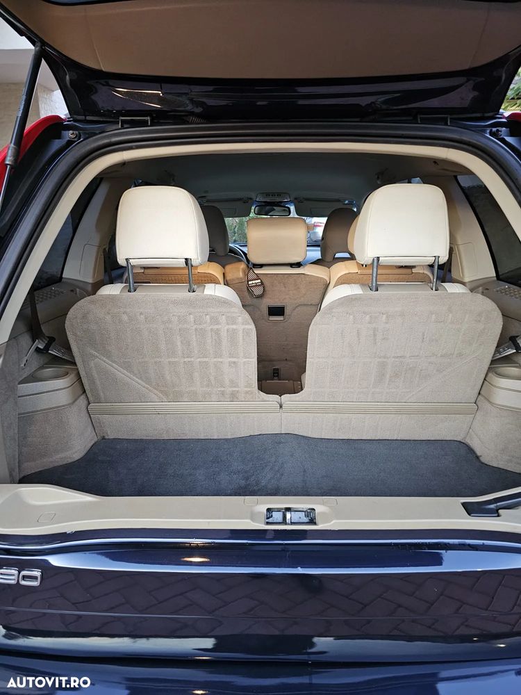 Volvo XC 90 - 31