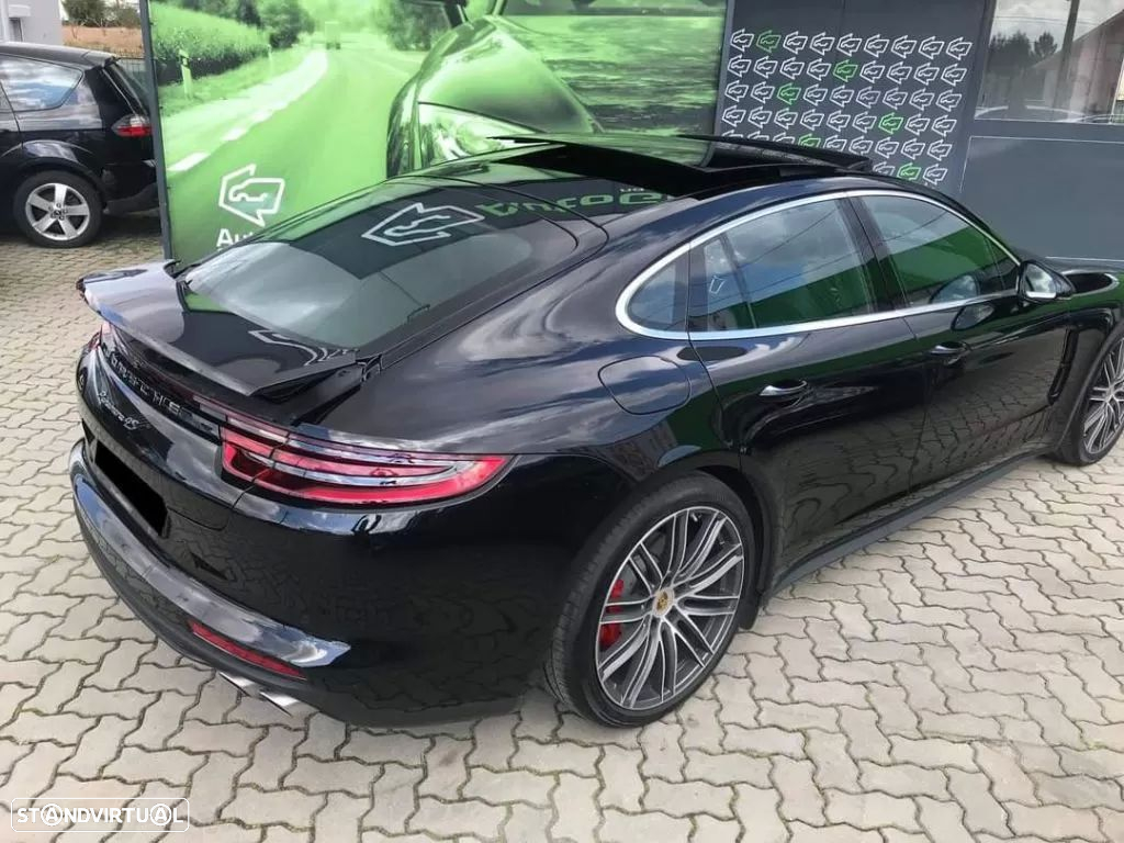 Porsche Panamera 4 S - 19