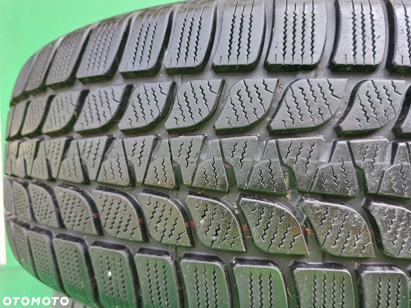 BRIDGESTONE BLIZZAK LM-25 4x4 235/60/18, 7,8mm - 2