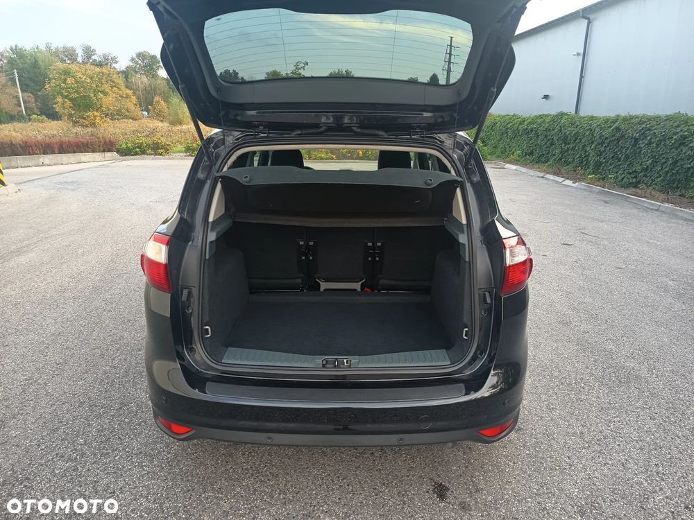 Ford C-MAX 1.6 Ti-VCT Champions Edition - 29