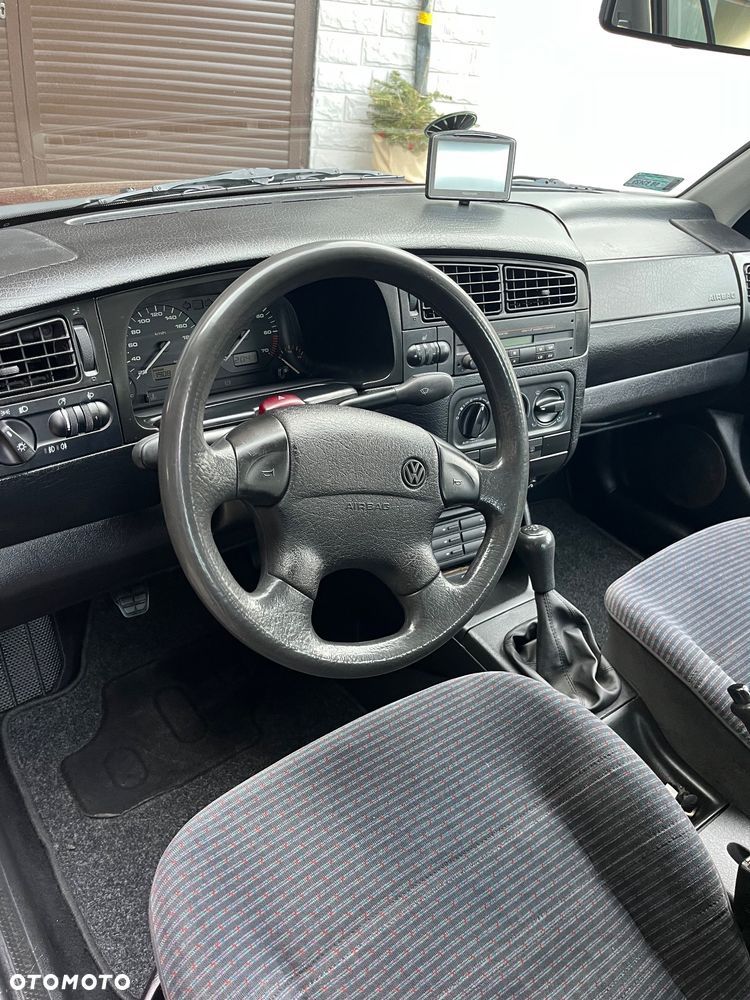 Volkswagen Golf 1.8 GL Syncro - 16