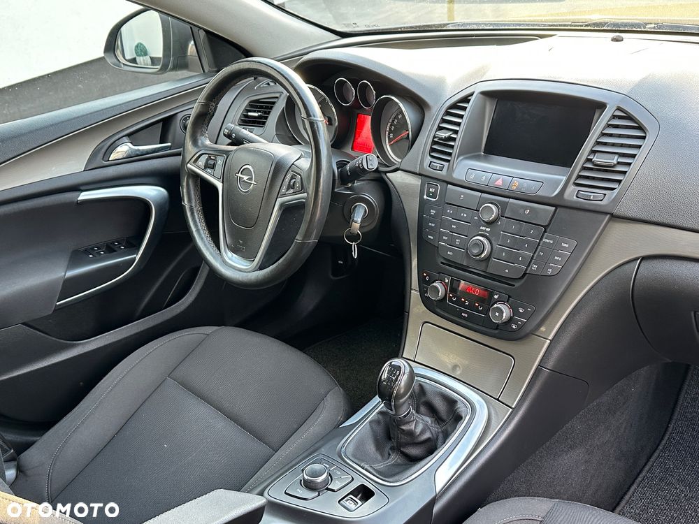 Opel Insignia - 18