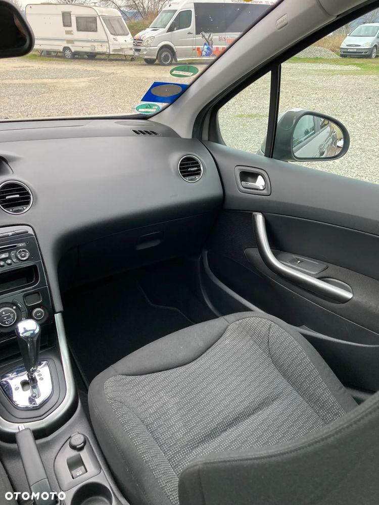 Peugeot 308 HDi FAP 110 EGS6 Premium - 11