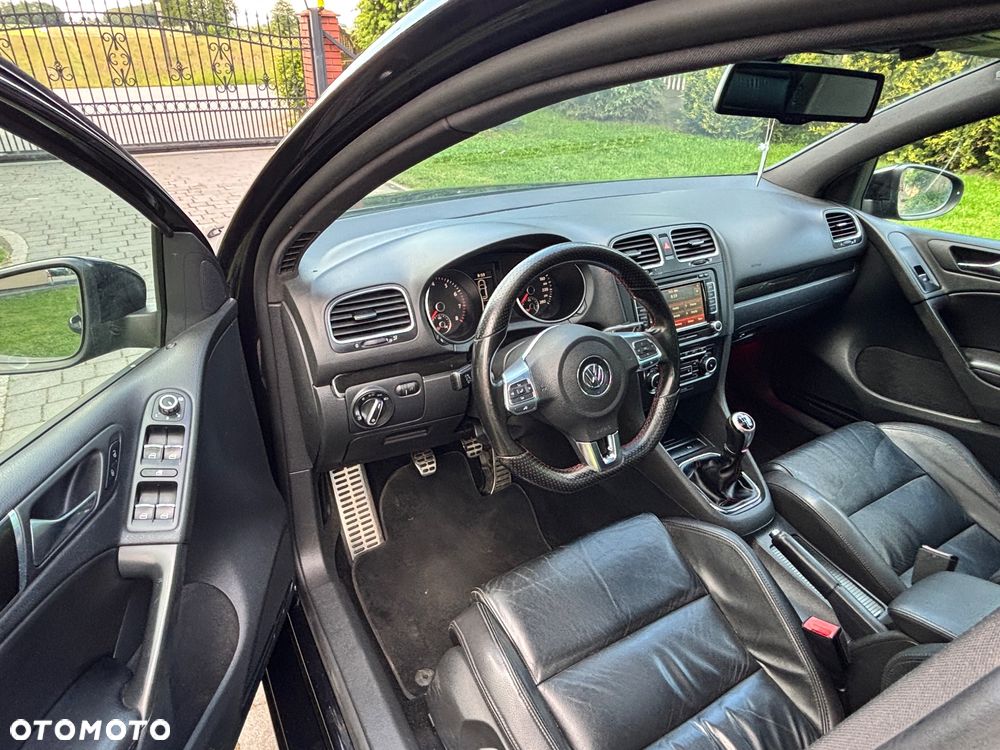 Volkswagen Golf VI 2.0 TSI GTI - 8