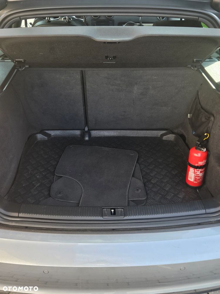 Audi A3 Sportback - 12