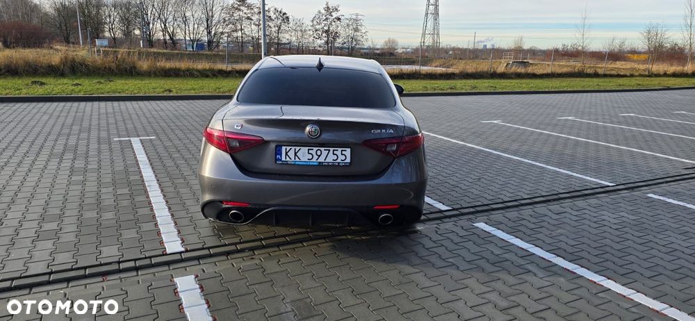 Alfa Romeo Giulia 2.0 Turbo Veloce Q4 - 8