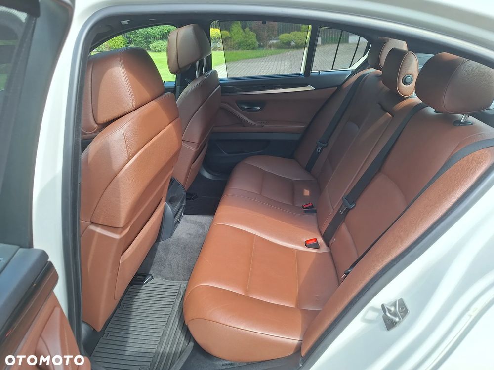 BMW Seria 5 - 15