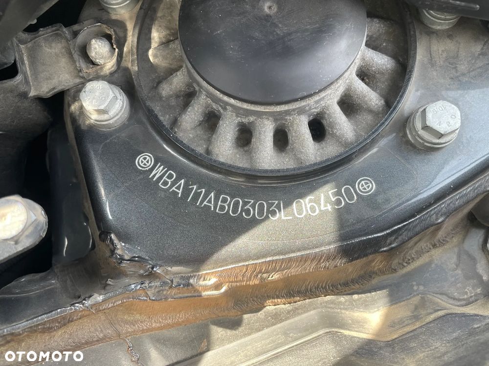 BMW X1 xDrive20i Sport Line - 11