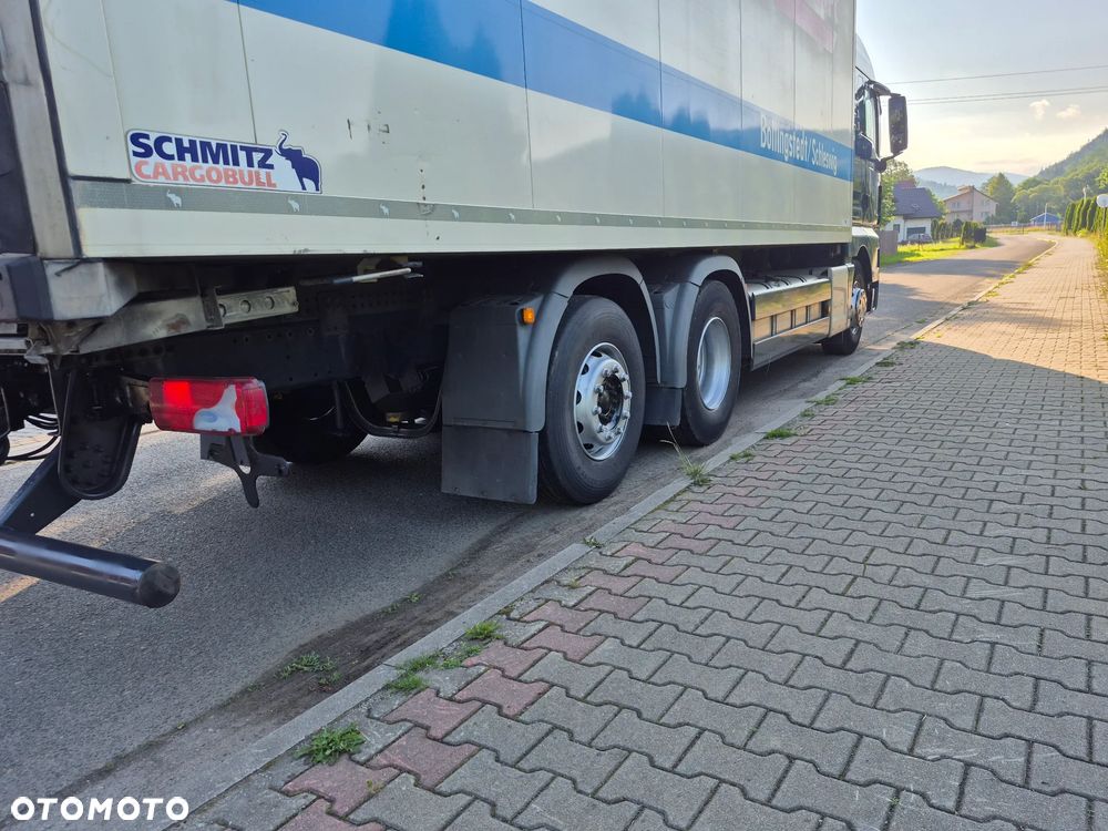 MAN TGX - 8