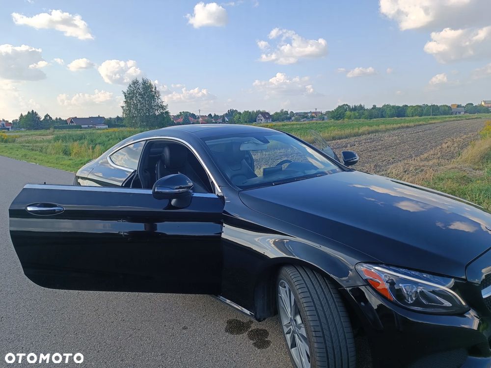 Mercedes-Benz Klasa C 300 7G-TRONIC Edition 1 - 4